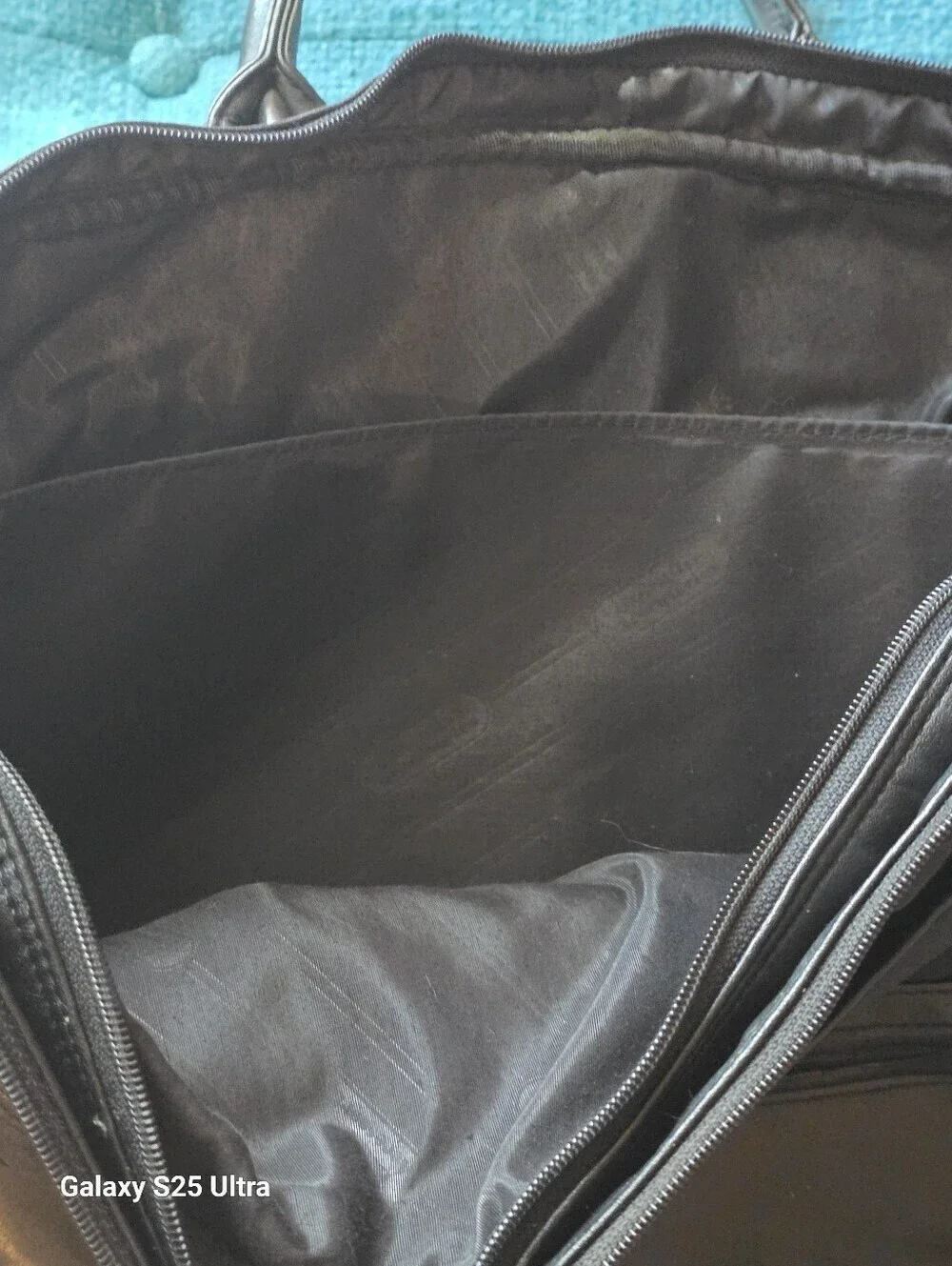 Vintage Genuine Leather Executive Briefcase / Laptop Bag - Black